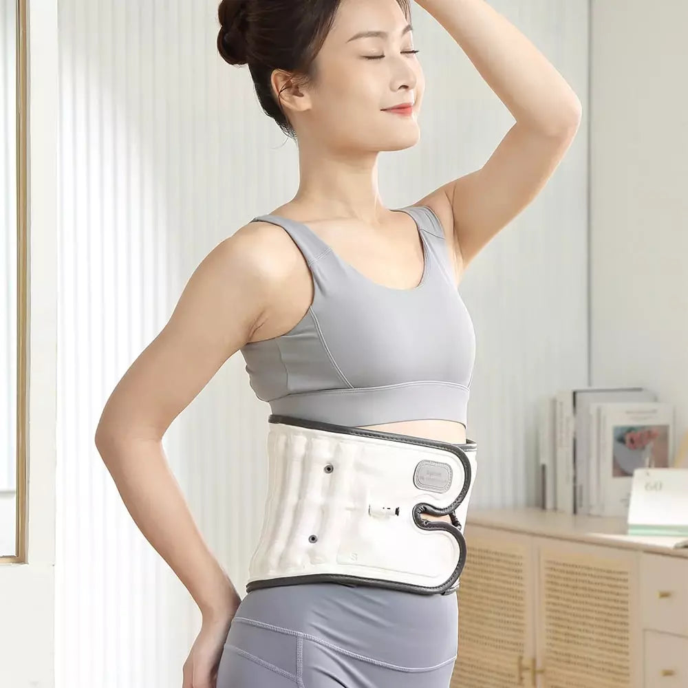 Lumbar support belt with automatic pump traction device suitable for the waist