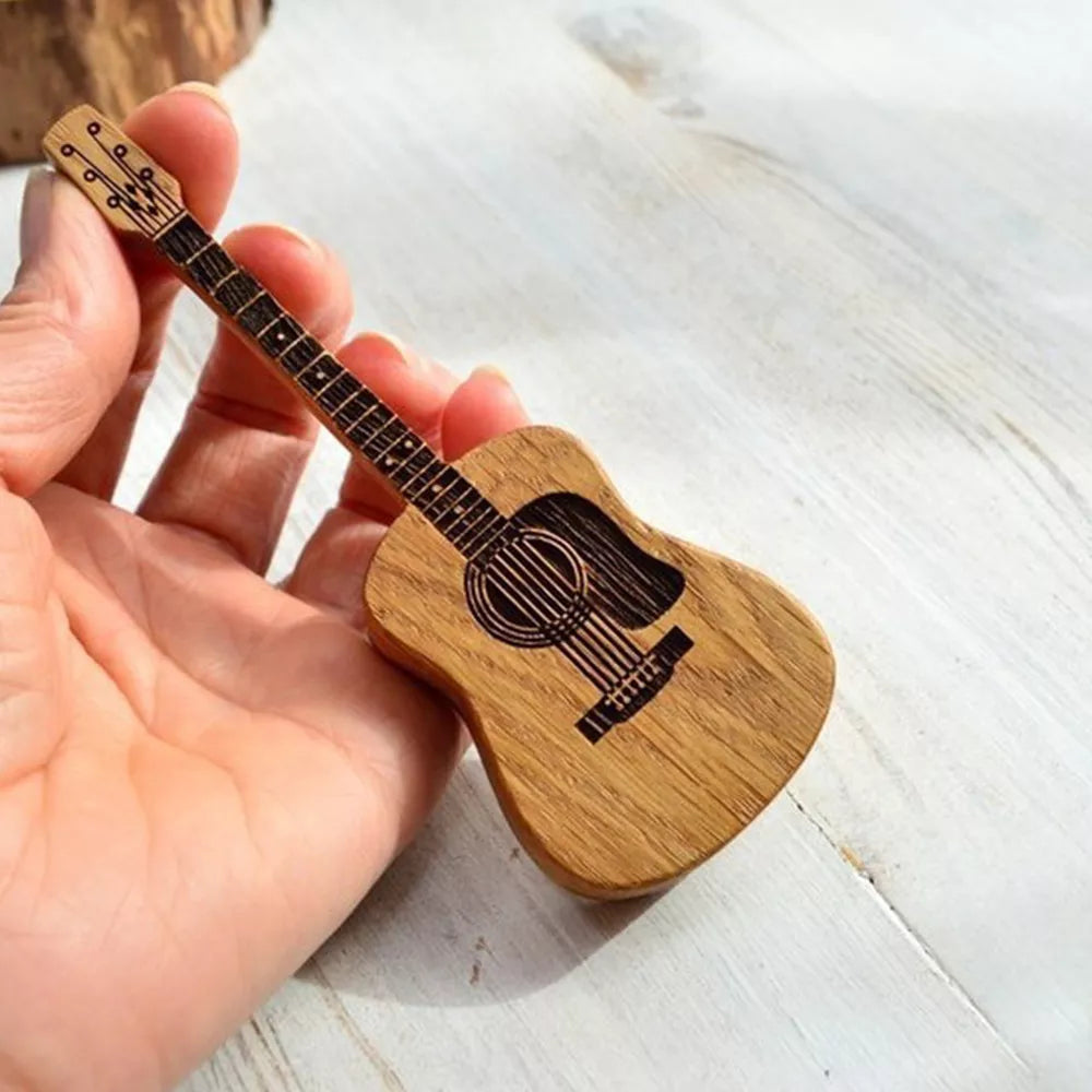 Mini Guitar Pick Box – Stylish & Practical Pick Organizer